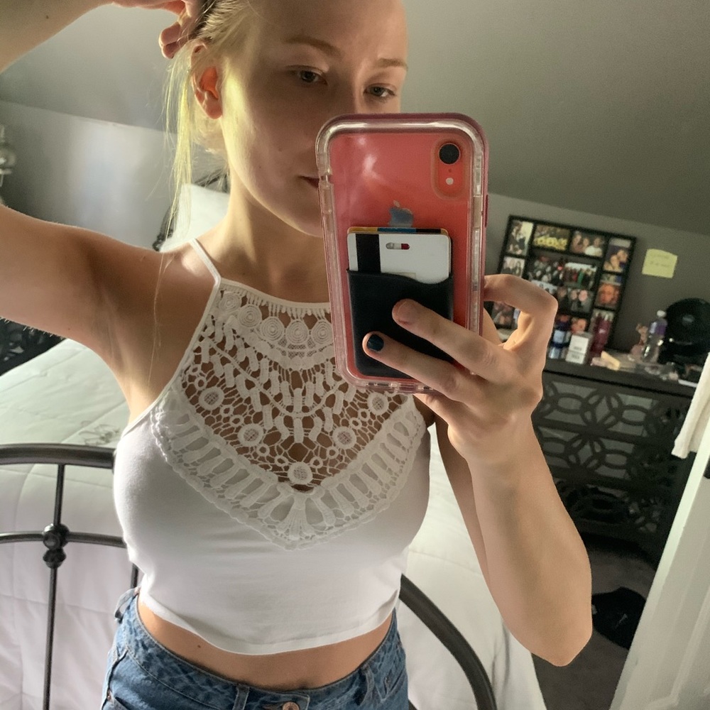 crop top